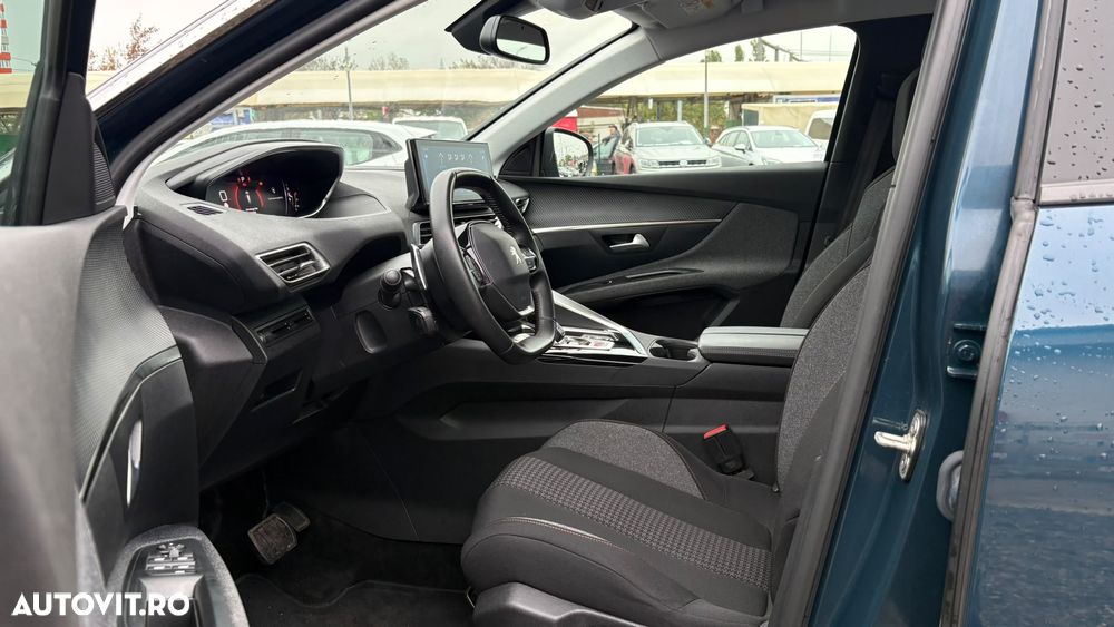 Peugeot 5008 - 19