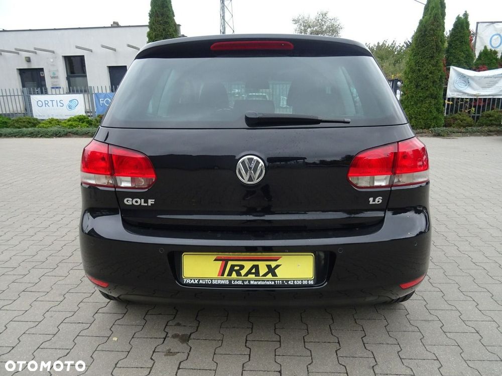 Volkswagen Golf 1.6 Comfortline - 8