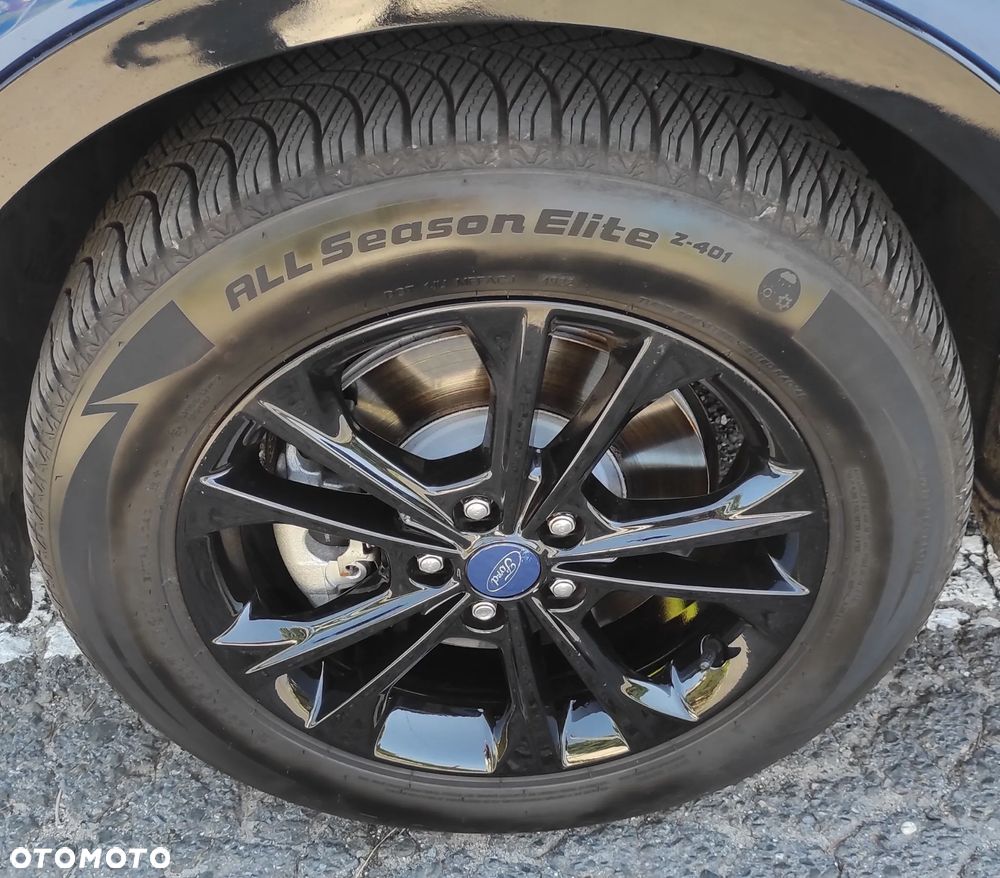 Ford Escape 2.0 EcoBoost AWD Titanium - 35