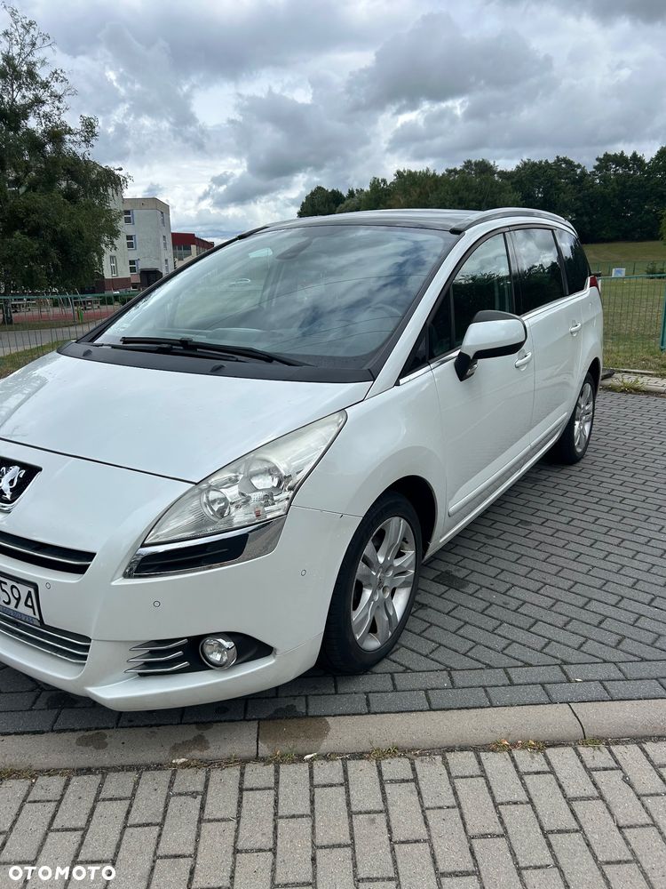 Peugeot 5008 1.6 THP Family 7os - 5
