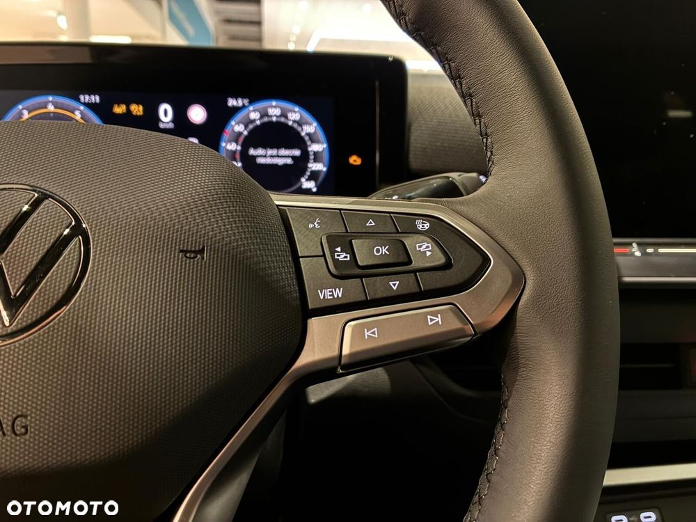 Volkswagen T-Roc - 15