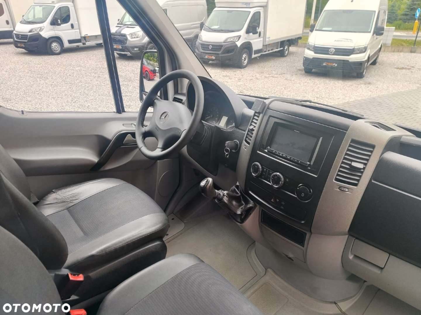 Mercedes-Benz SPRINTER - 10