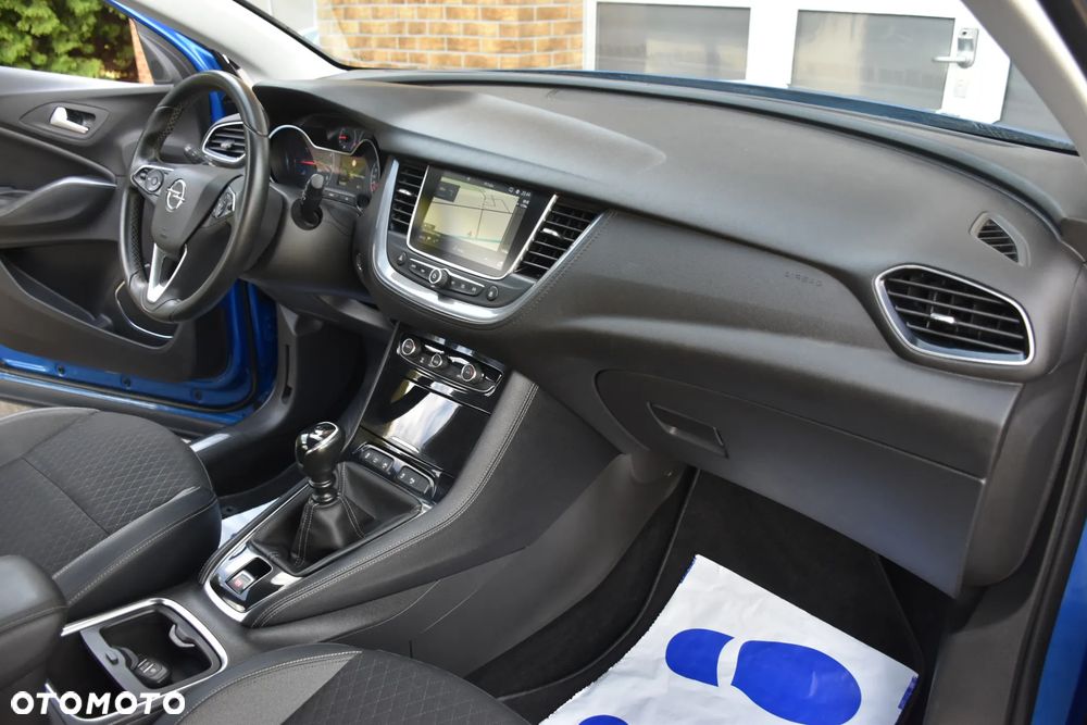 Opel Grandland X 1.2 Start/Stop Business Elegance - 11