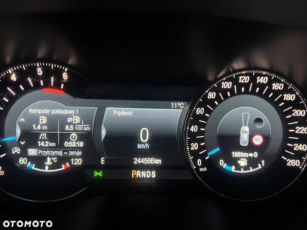 Ford S-Max 2.0 TDCi Titanium PowerShift - 9