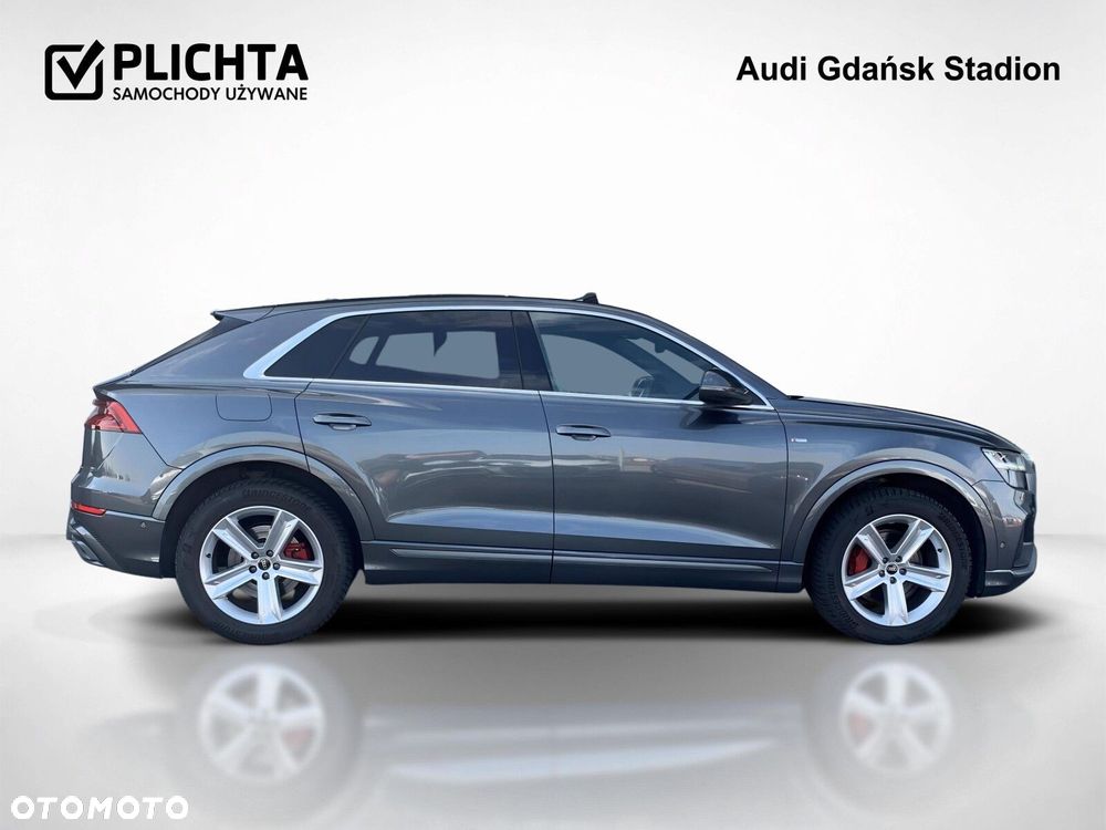 Audi Q8 - 6