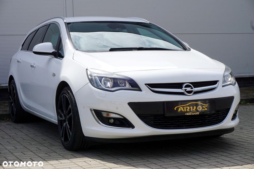 Opel Astra 1.4 T Cosmo S&S EU6 - 9