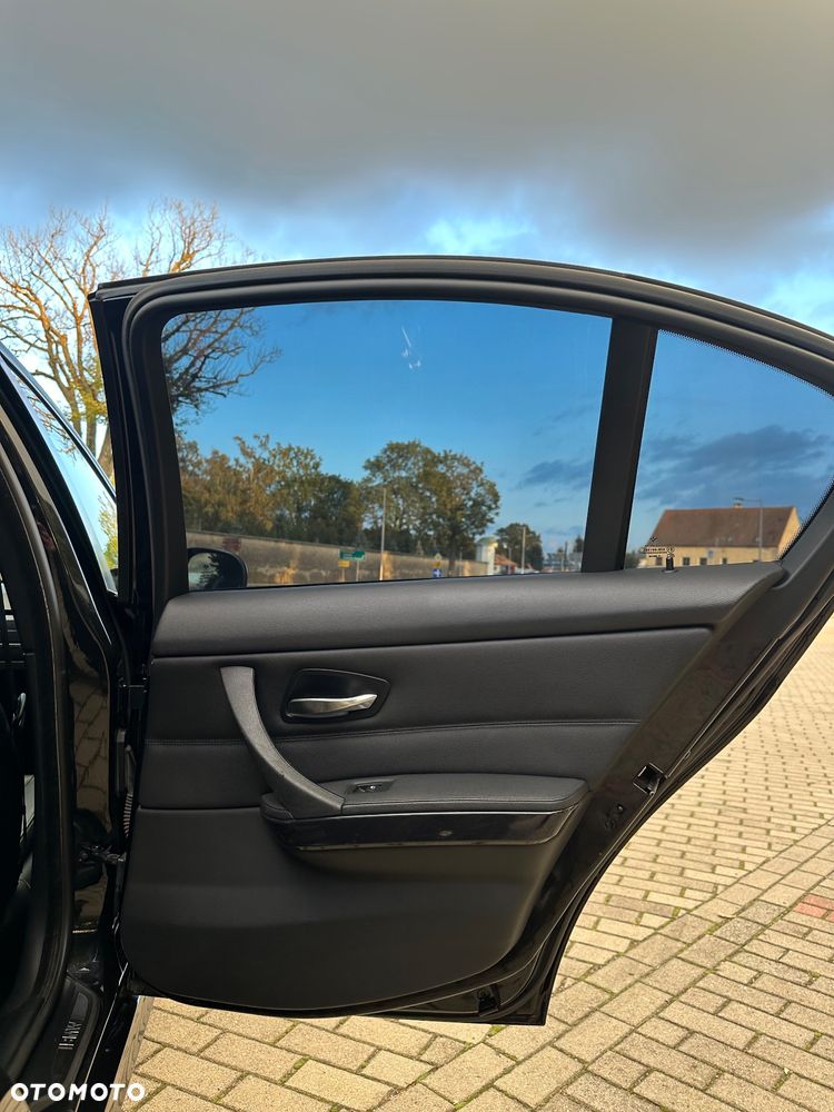 BMW Seria 3 320d DPF - 21