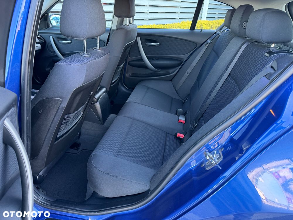 BMW Seria 1 116i - 27