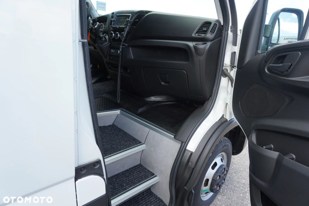 Iveco 50C18HA8 - 11
