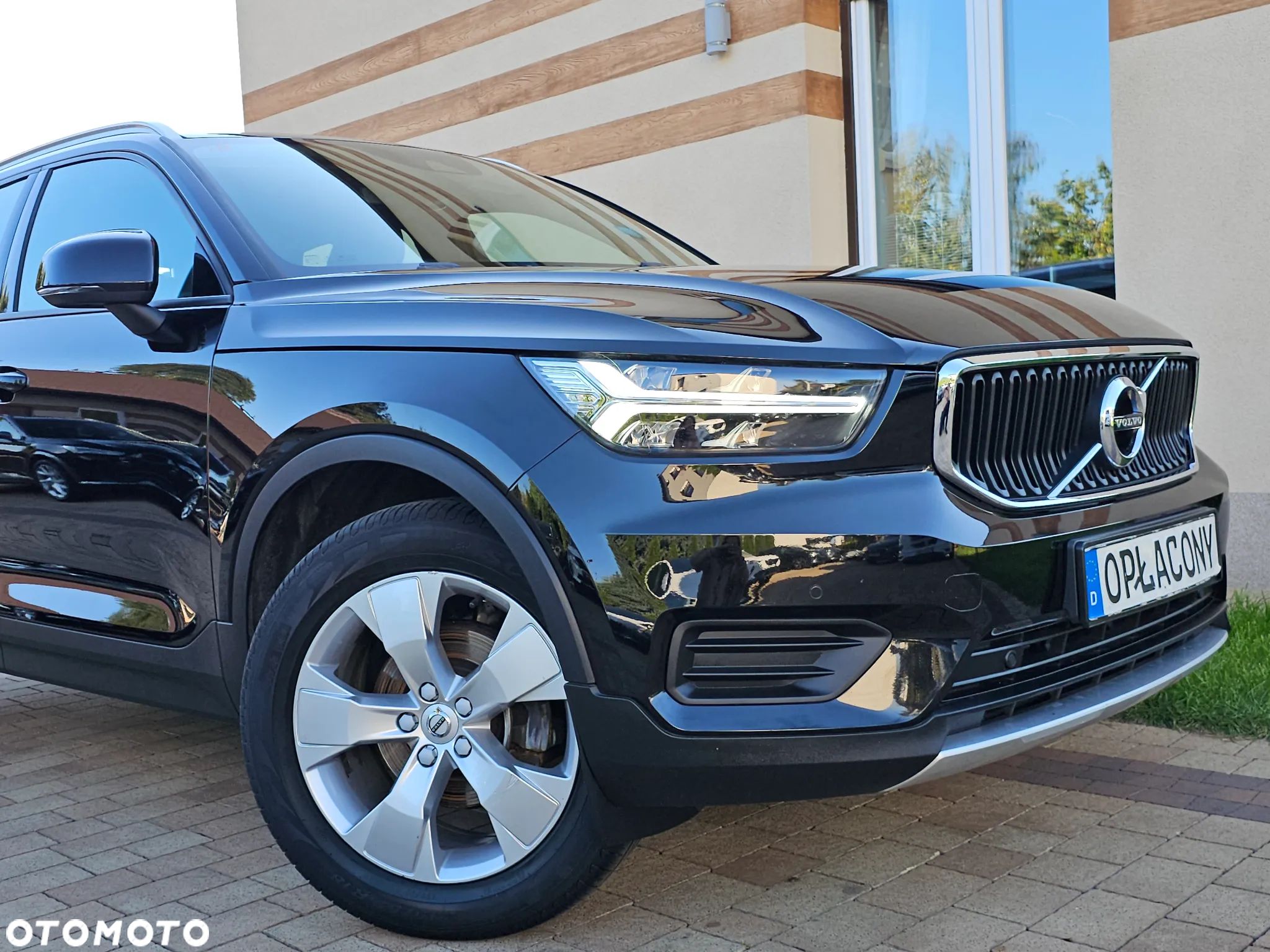Volvo XC 40 D3 Momentum Pro - 1