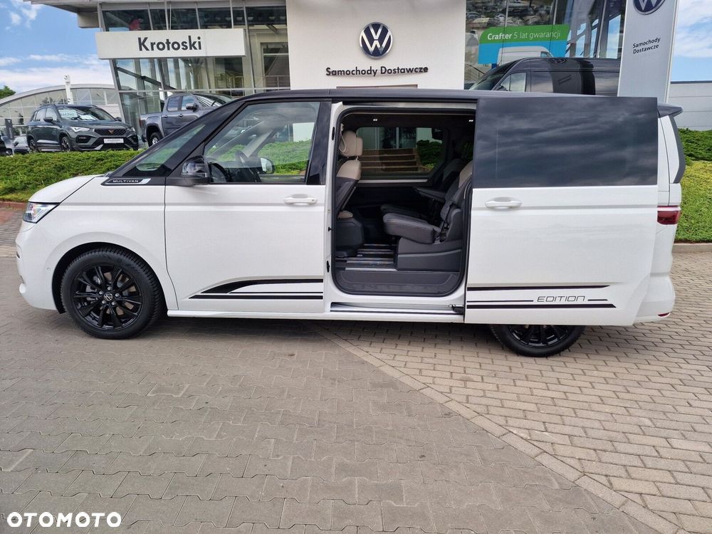 Volkswagen Multivan - 12