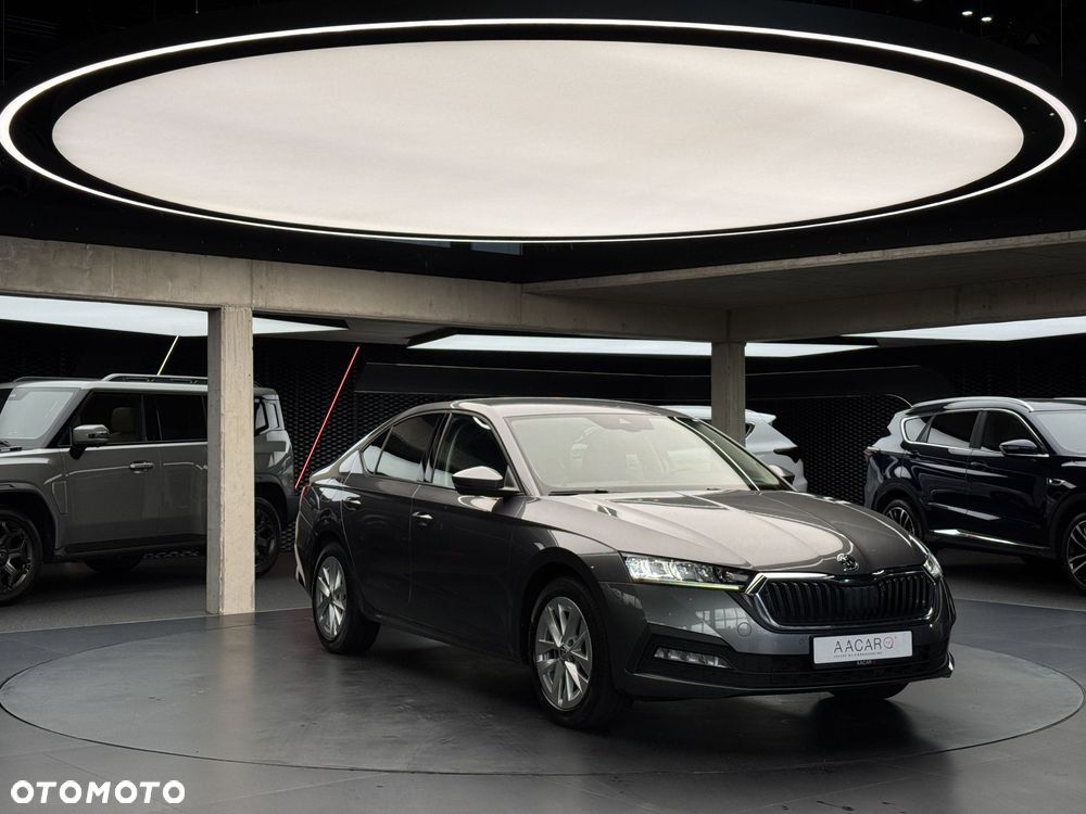 Skoda Octavia 2.0 TDI Ambition DSG - 8