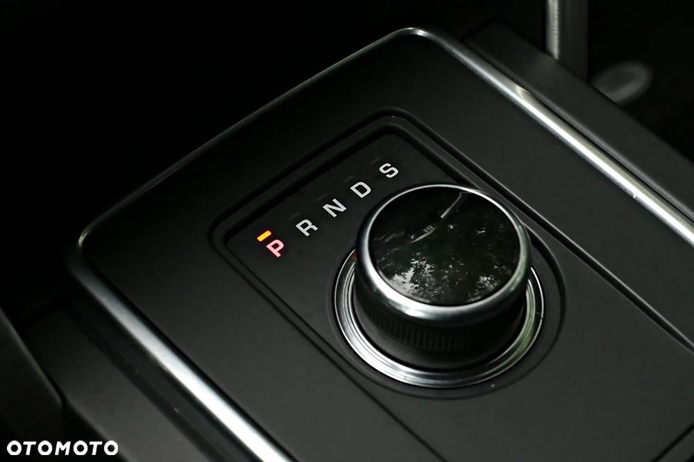 Land Rover Discovery Sport D150 R-Dynamic - 37