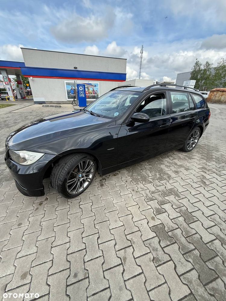 BMW Seria 3 318i - 5