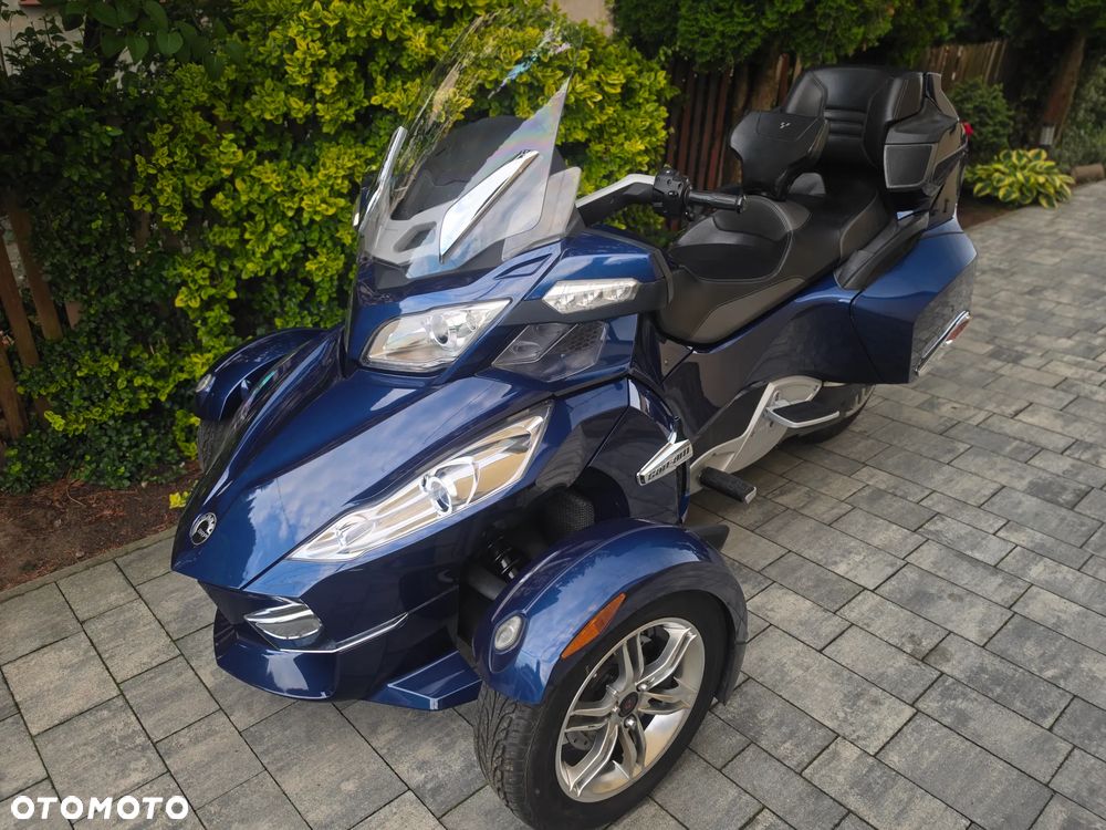 Can-Am Spyder - 13
