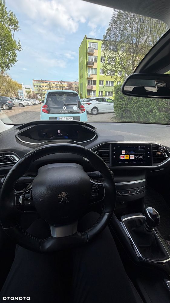 Peugeot 308 1.5 BlueHDi Business Line S&S - 26