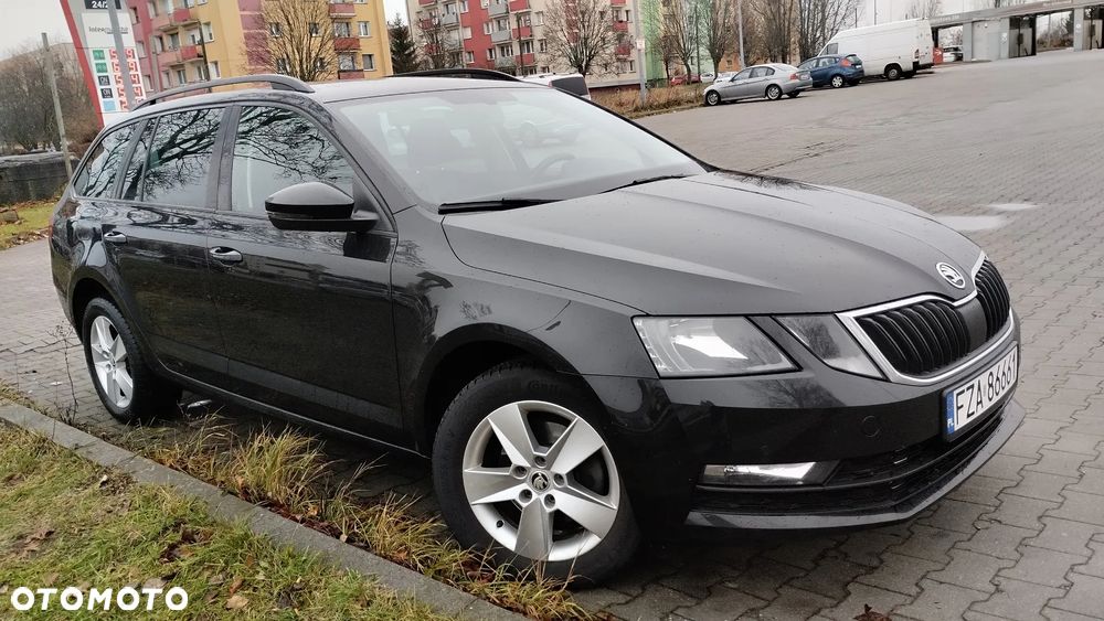 Skoda Octavia 2.0 TDI SCR Ambition - 3