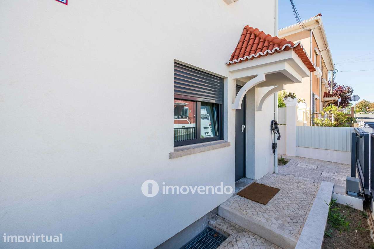 Moradia T2+1 exclusiva e nova, com vista Rio, no Bairro Madre de Deus - Grande imagem: 2/57