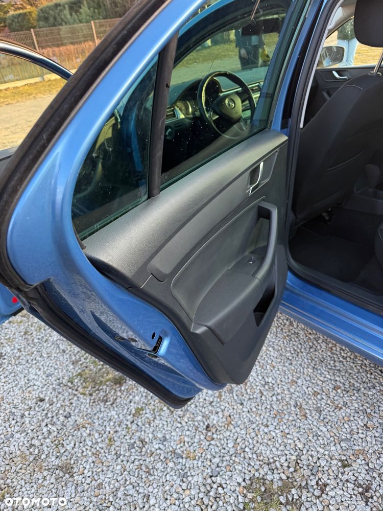 Skoda RAPID 1.6 TDI Active - 13