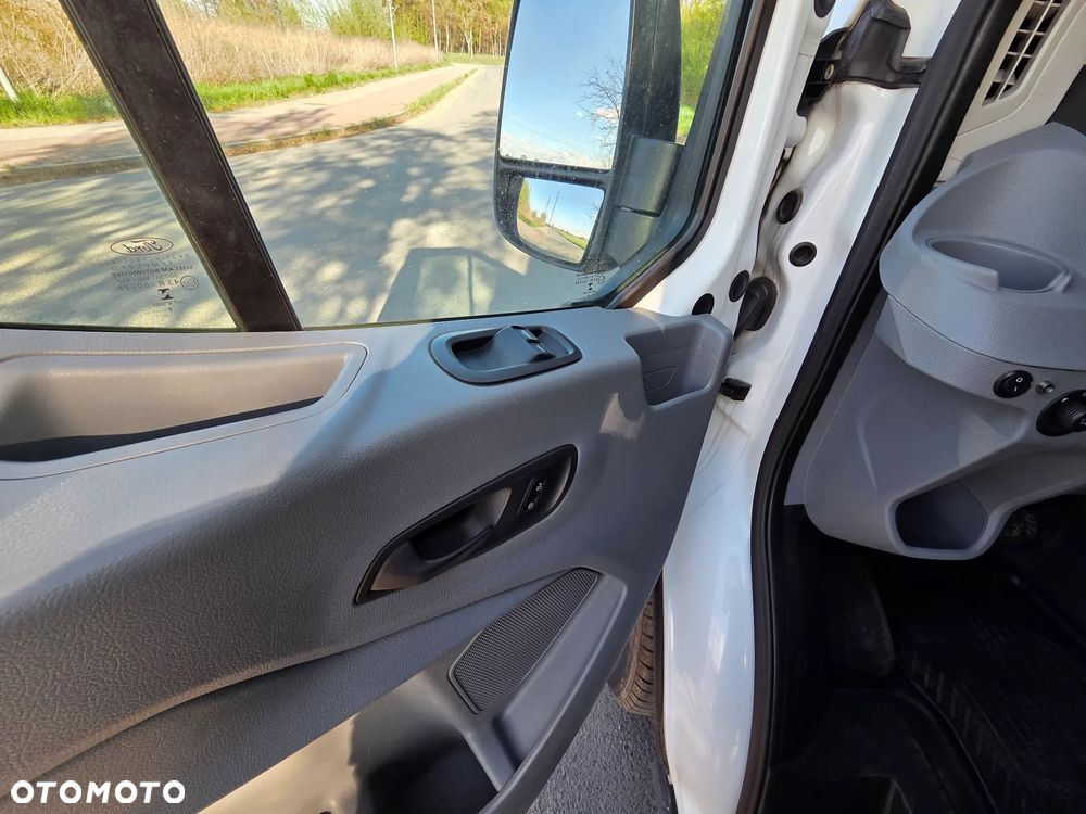 Ford Transit - 5
