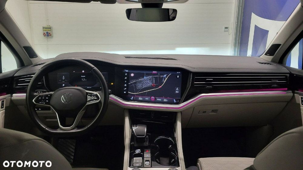 Volkswagen Touareg - 19