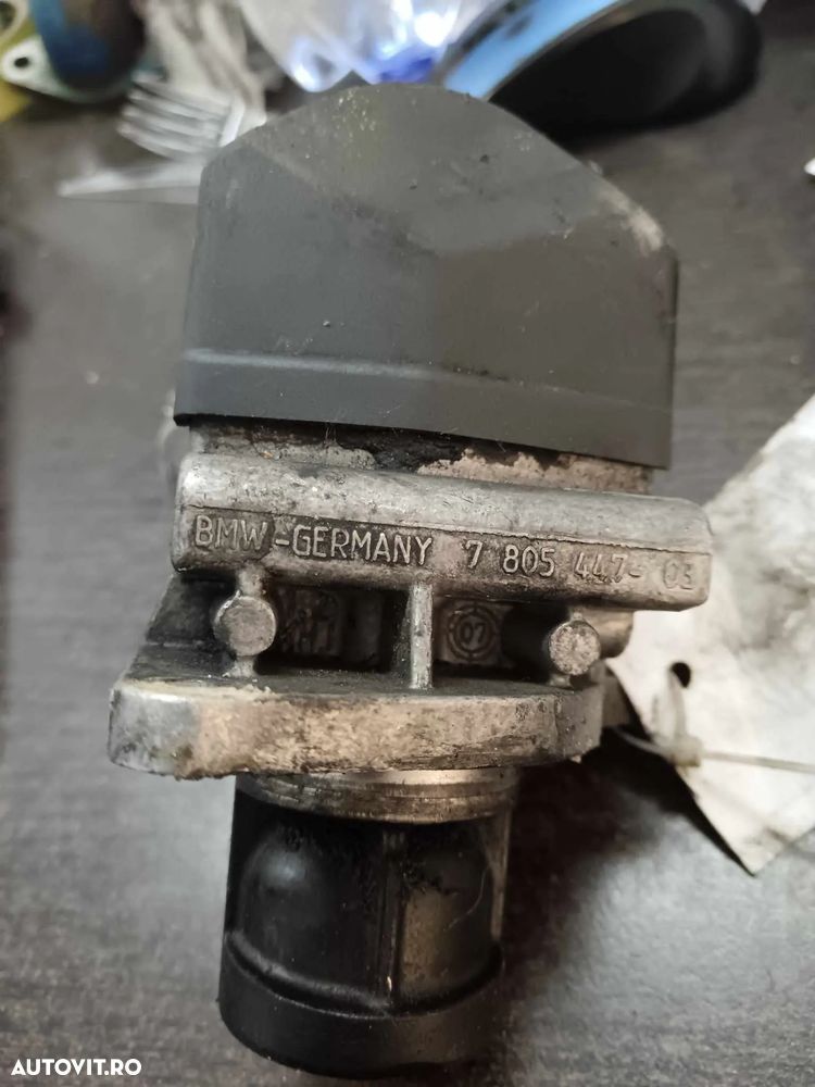 Supapa egr bmw seria 3 e90, e91,seria 1 e87, seria 5 f10, f11, x3 f25 2.0 d 7810871, 7805447 - 4