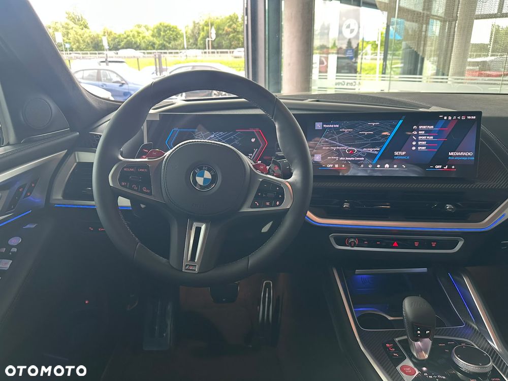 BMW XM - 21