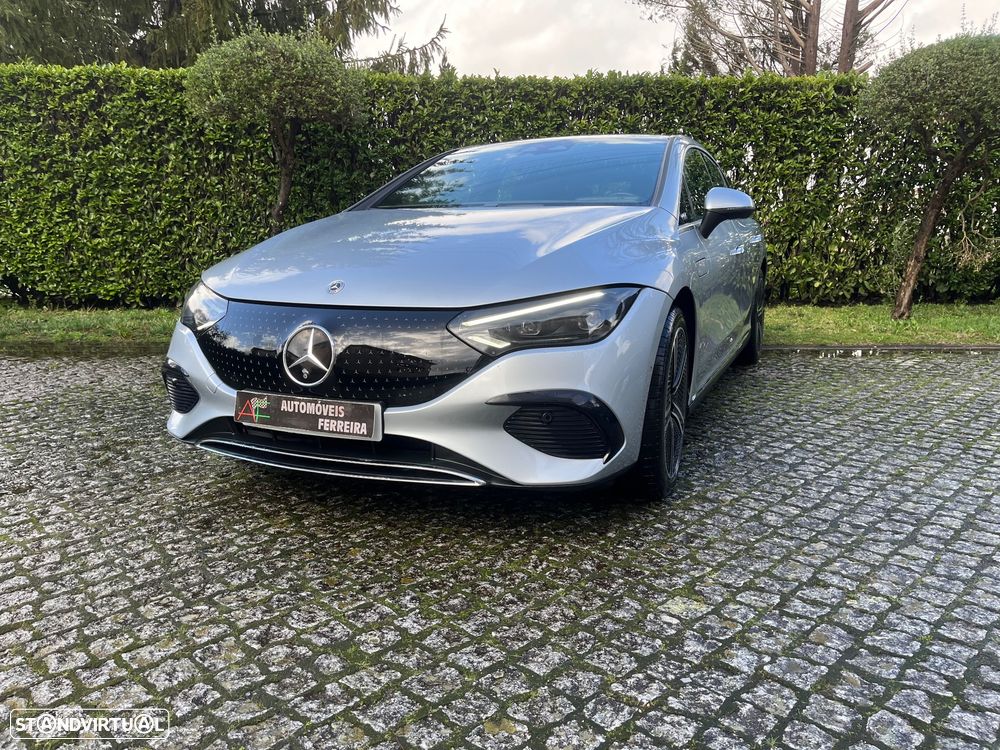 Mercedes-Benz EQE 350+ Electric Art - 36