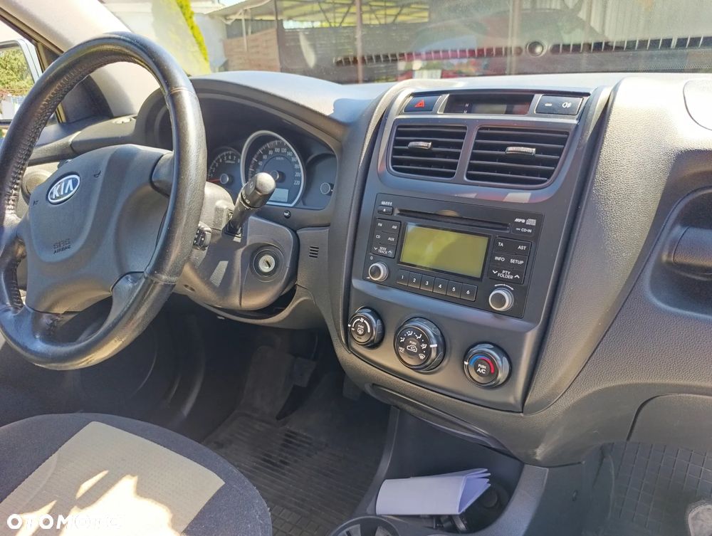 Kia Sportage 2.0 2WD Champ - 11