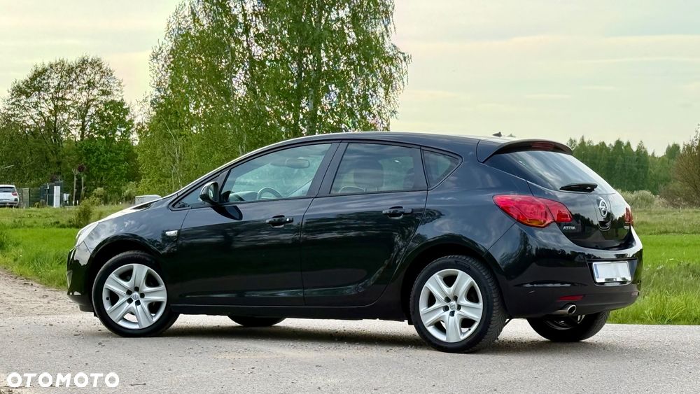 Opel Astra - 13