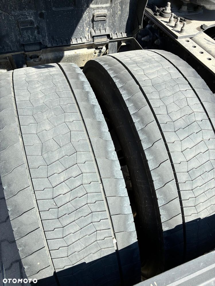 Renault T480 HIGH SLEEPER CAB - 14