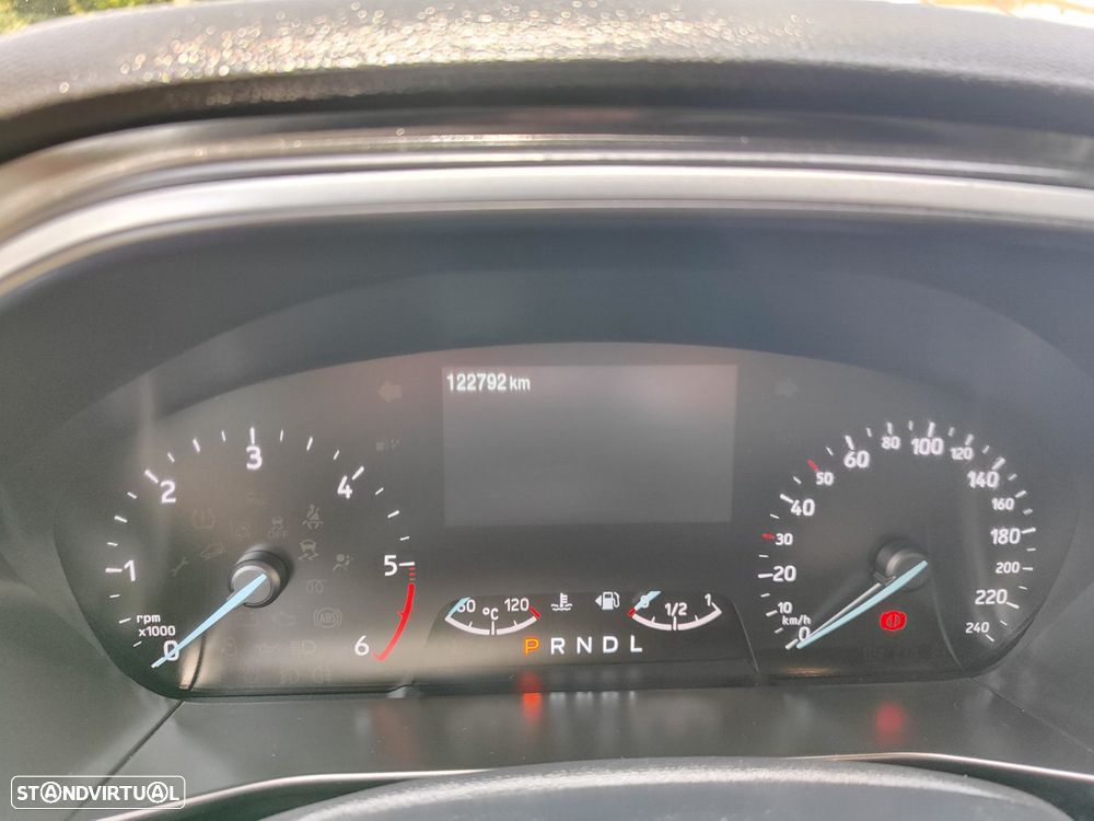 Ford Focus 1.5 TDCi ECOBlue Connected Aut. - 19
