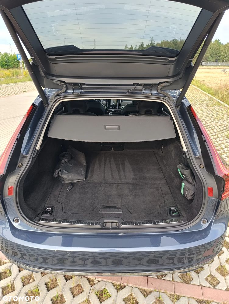 Volvo V90 T8 AWD Plug-In Hybrid Inscription - 18