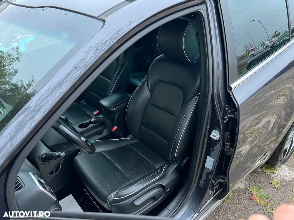 Kia Sportage 2.0 CRDI 2WD Attract - 12