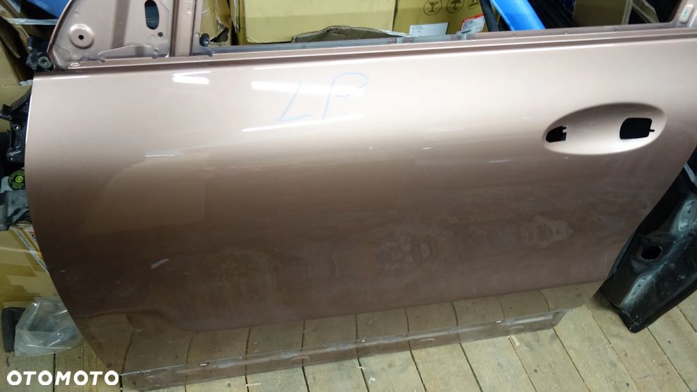 drzwi przód lewy mercedes W247 - 8