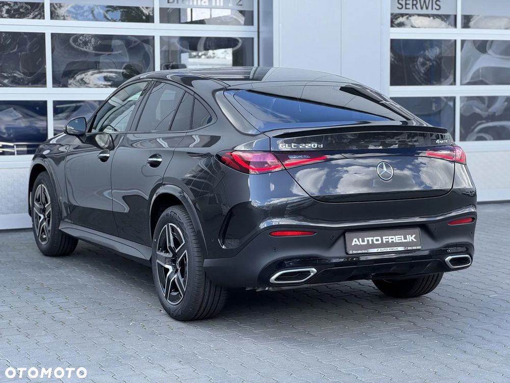 Mercedes-Benz GLC 220 d 4Matic 9G-TRONIC AMG Line Advanced - 12