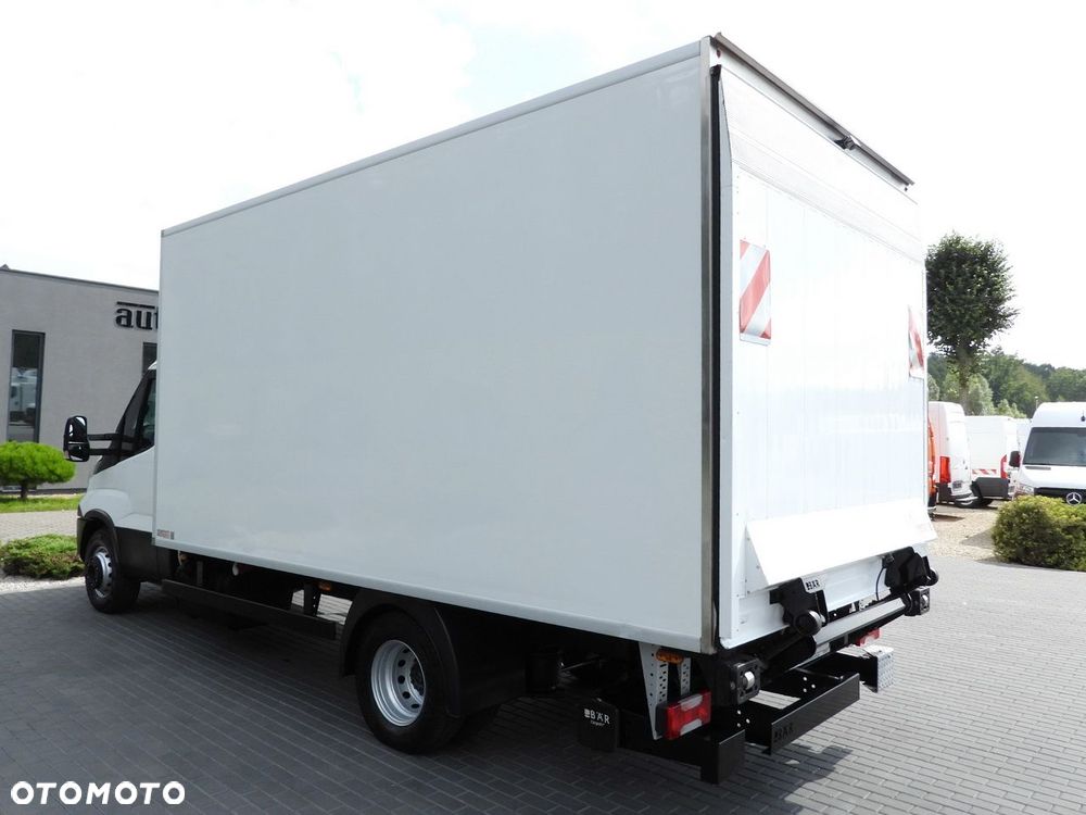 Iveco DAILY 70C17 CHŁODNIA 1*C WINDA 10 PALET ZASILANIE 230V TEMPOMAT KLIMATYZACJA PNEUMATYKA AUTOMAT HI-MATIC BLIŹNIACZE KOŁA  170KM - 10