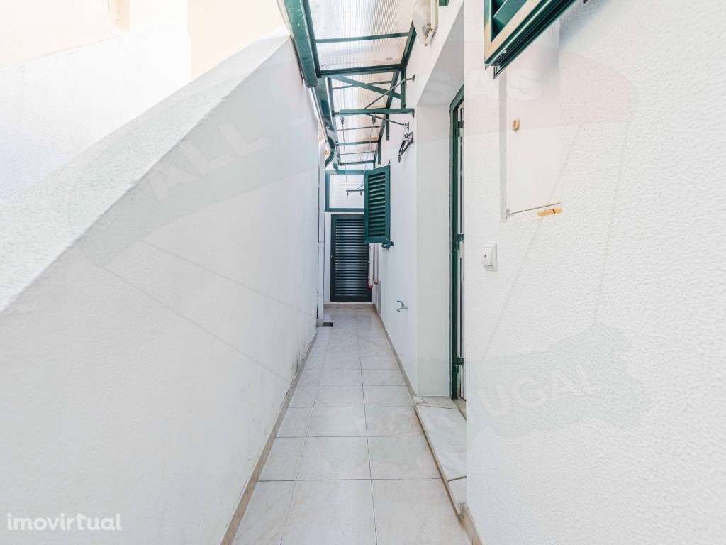 Moradia T1 independente e totalmente renovada. - Grande imagem: 4/14