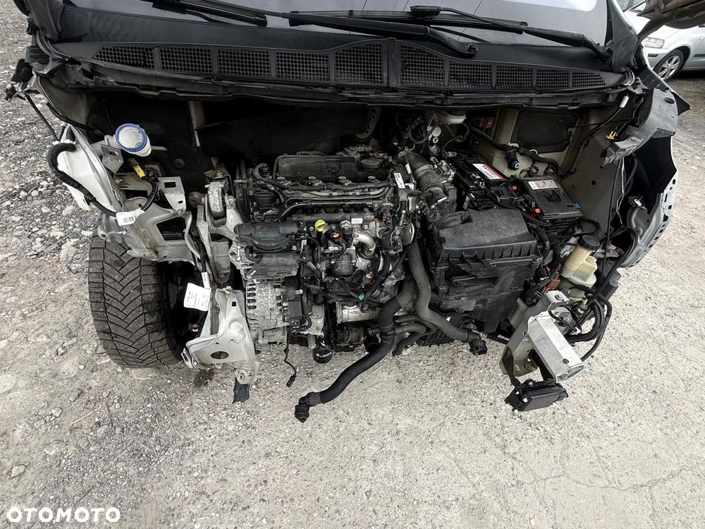 Peugeot Expert Premium L2H1 EAT6 TwinCab Komfort Plus - 28