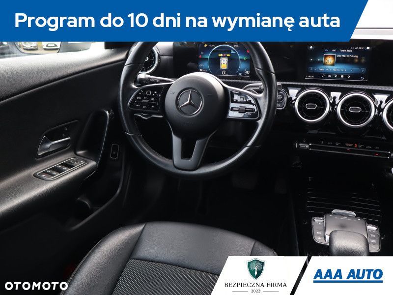 Mercedes-Benz CLA - 9