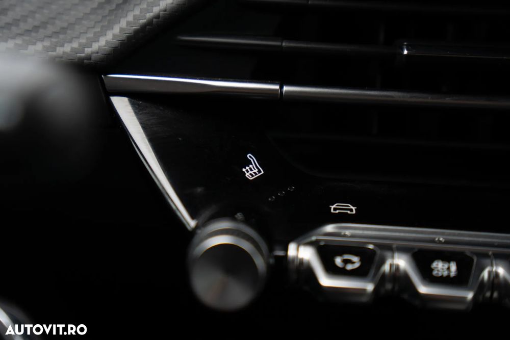 Peugeot 2008 1.2 L PureTech STT EAT8 Allure - 14