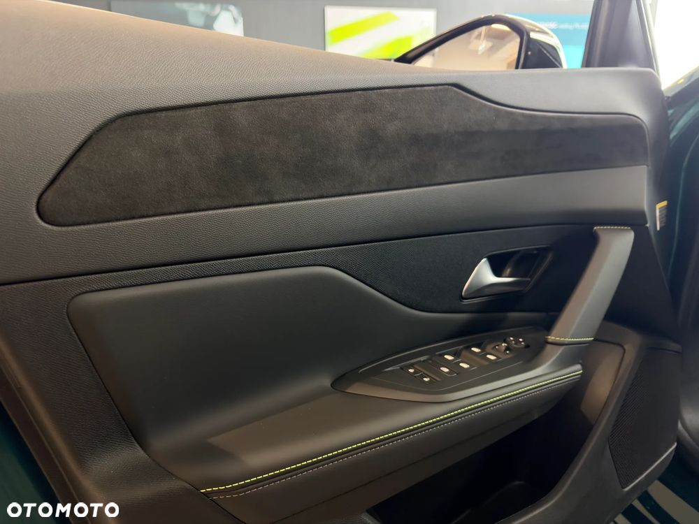 Peugeot 308 1.6 Hybrid PHEV GT E-DCS7 - 17