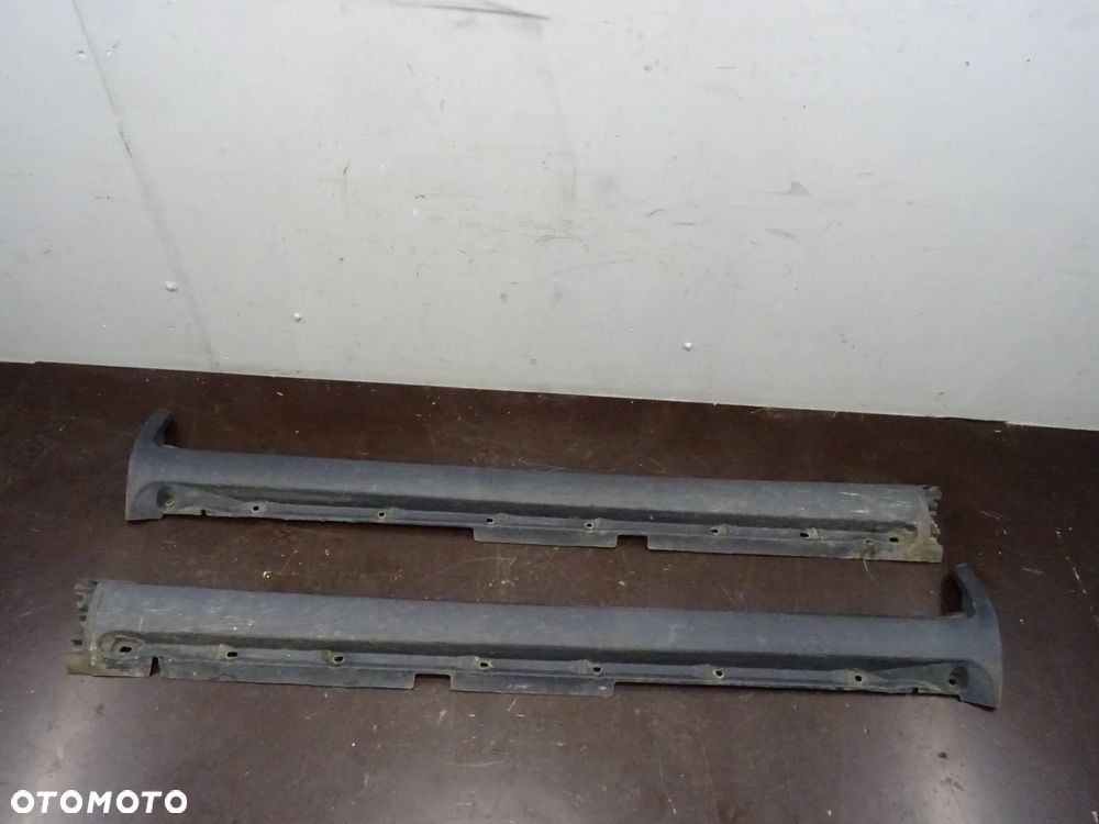 VOLVO XC70 01-07 2.5T 210KM LISTWA PROGOWA PRAWA LEWA - 1