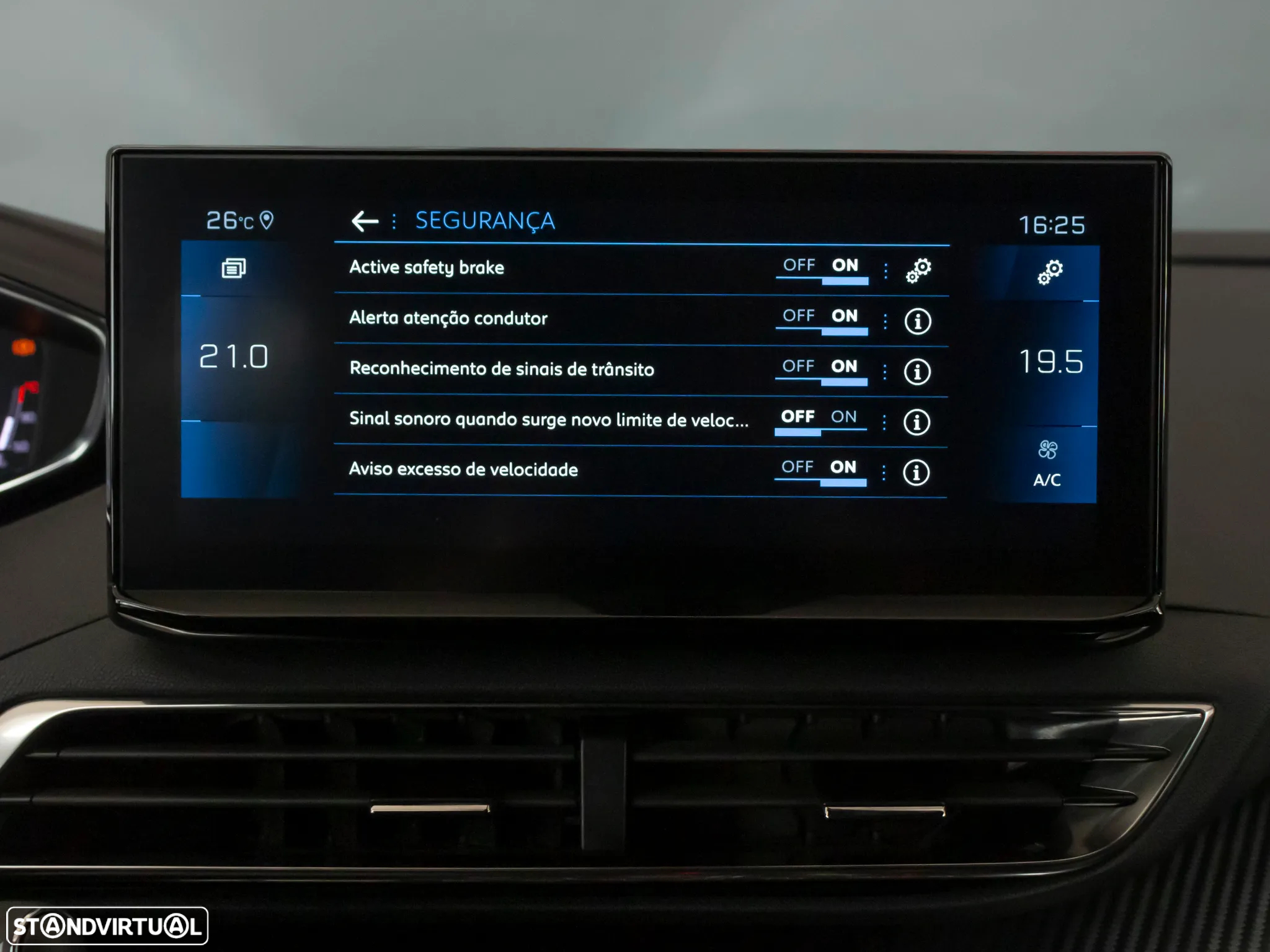 Peugeot 5008 1.2 PureTech Allure EAT8 - 34