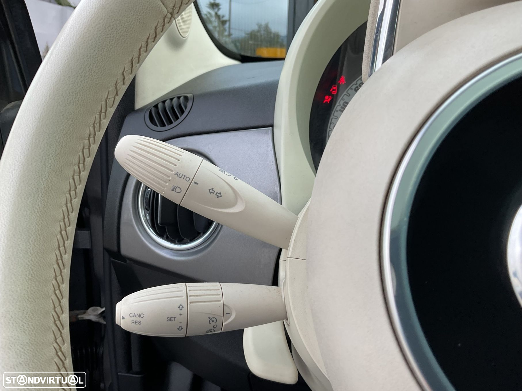 Fiat 500 1.0 Hybrid Lounge - 34