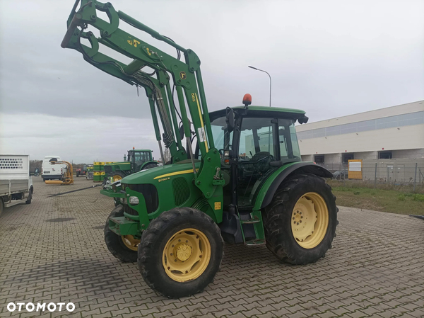 John Deere 5090R