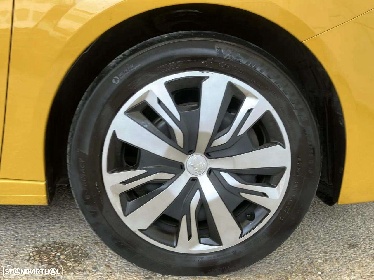 Peugeot 208 1.2 PureTech Active Pack - 15