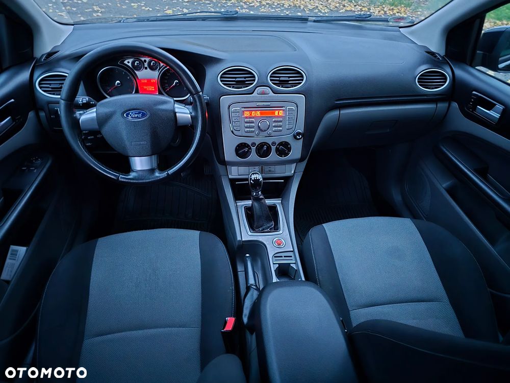 Ford Focus - 13