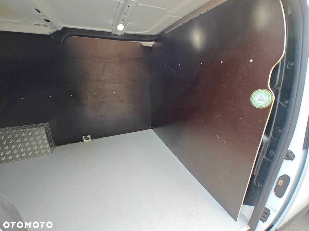 Ford CUSTOM TRANSIT - 6