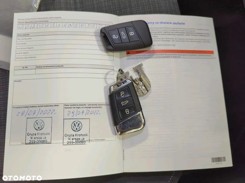 Volkswagen Passat 2.0 TDI Business DSG - 16